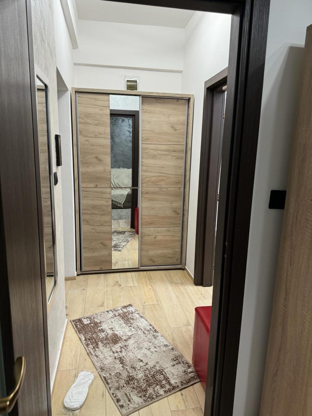 Luxury Young Residence 이아시 외부 사진